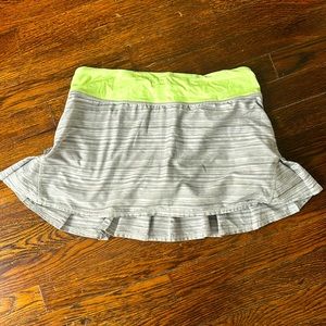 Lulu Lemon tennis skirt